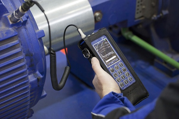 Máy đo độ rung, cân bằng