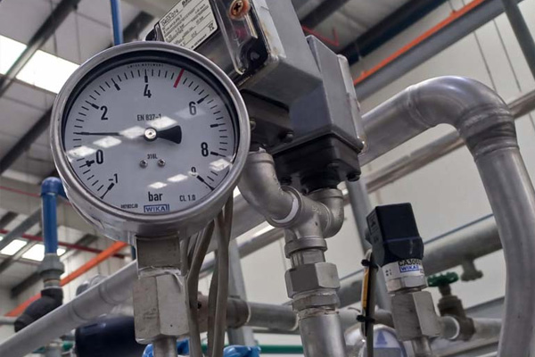 Thiết bị đo áp suất